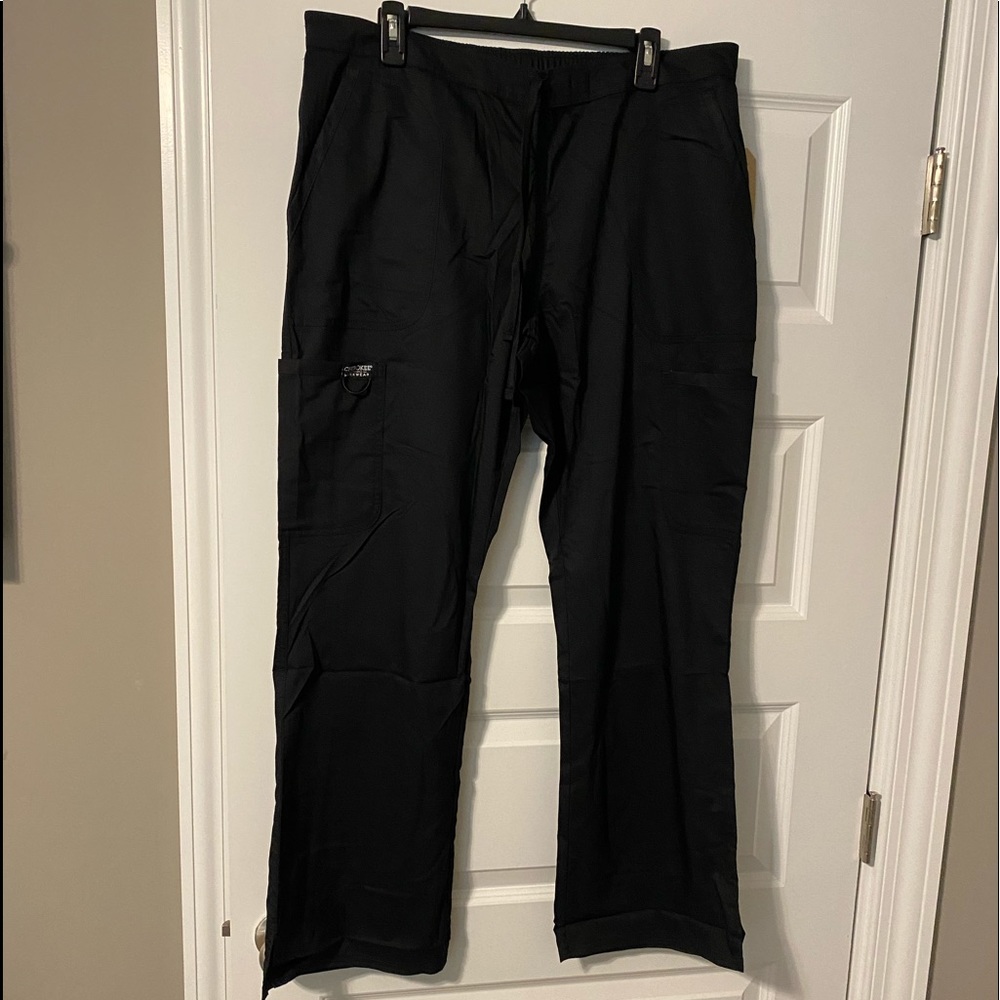 New with tags Cherokee brand scrub pants - color Black Size Large